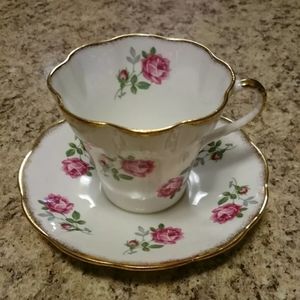 Montrose Teacup & Saucer